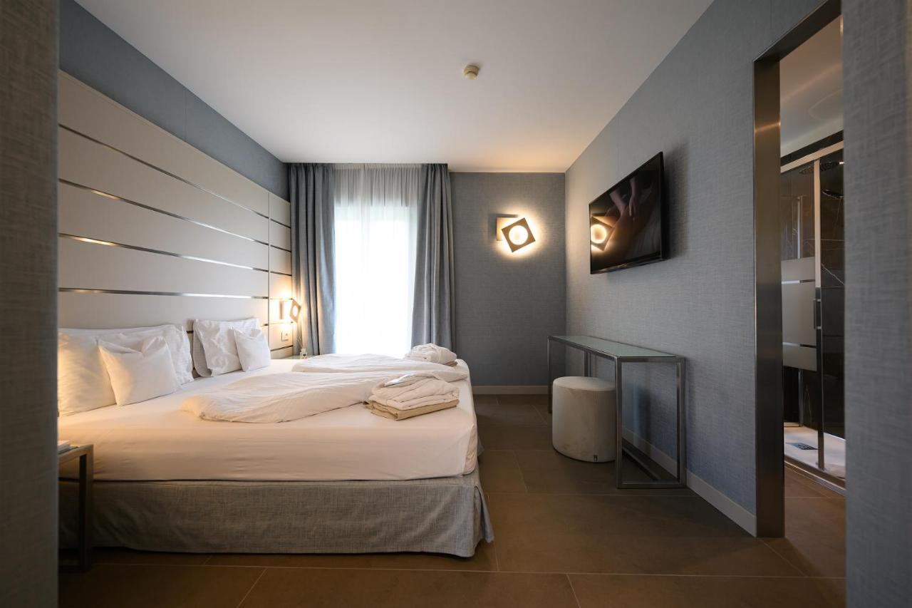 Villa Nicolli Romantic Resort - Adults Only Riva del Garda Esterno foto