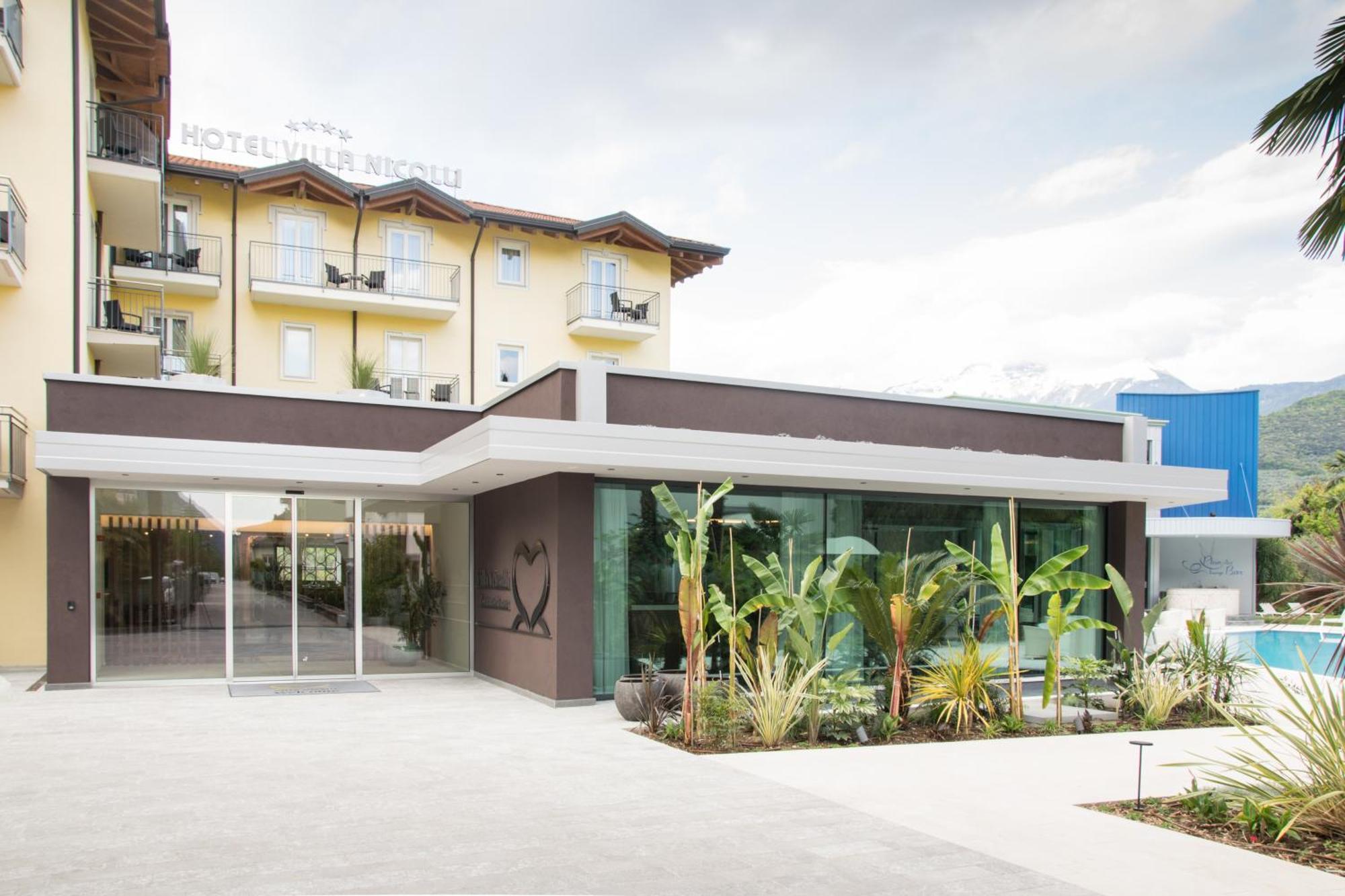 Villa Nicolli Romantic Resort - Adults Only Riva del Garda Esterno foto