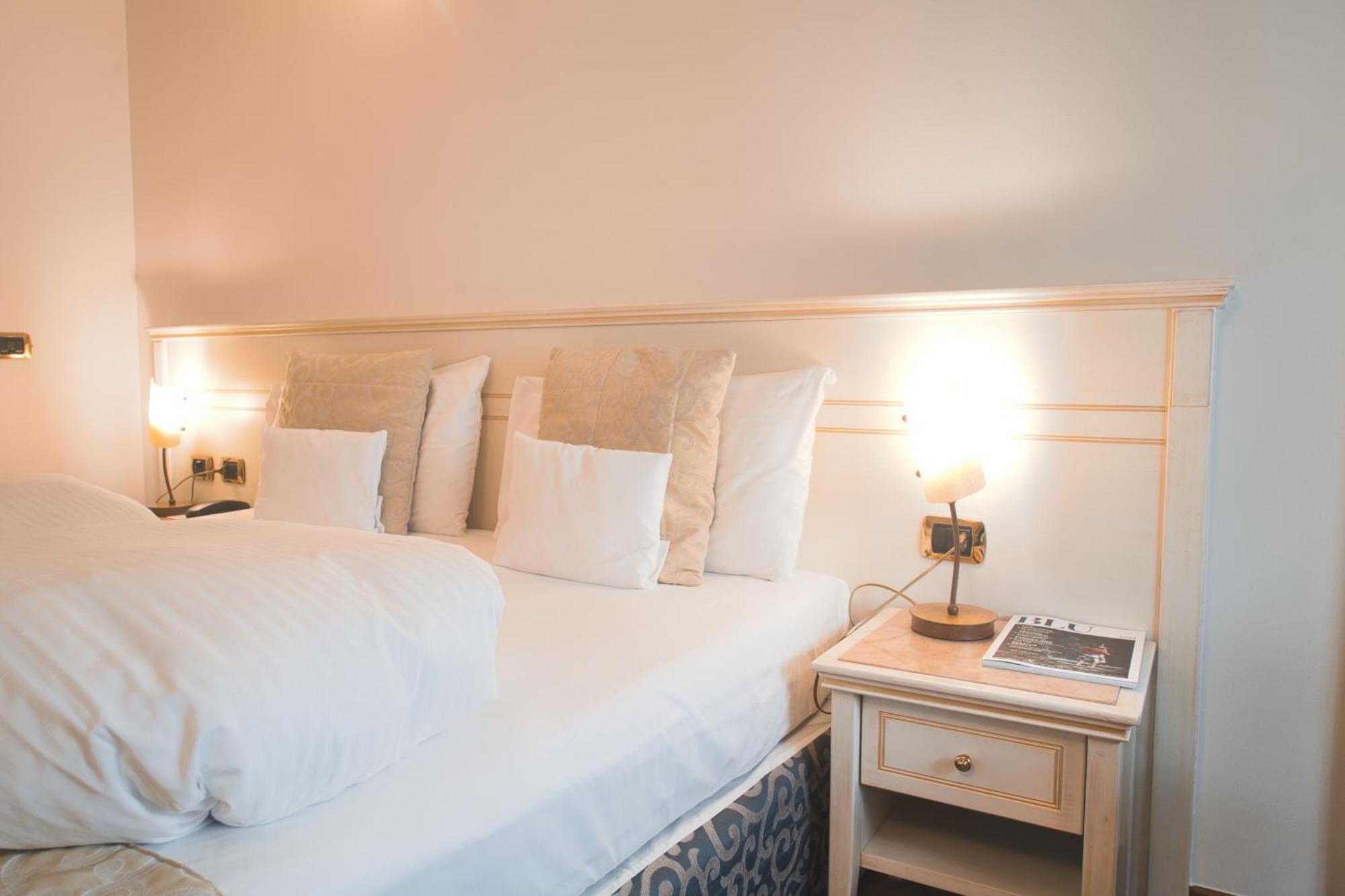 Villa Nicolli Romantic Resort - Adults Only Riva del Garda Esterno foto