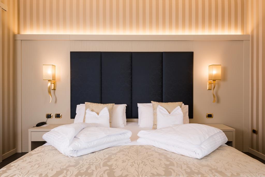 Villa Nicolli Romantic Resort - Adults Only Riva del Garda Esterno foto