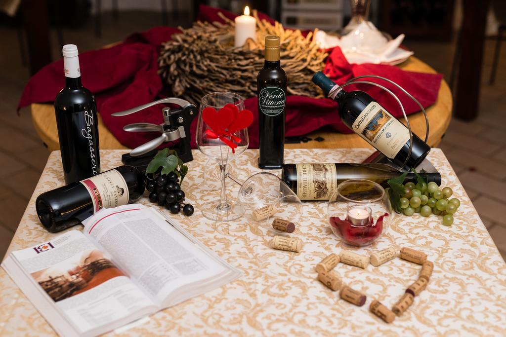 Villa Nicolli Romantic Resort - Adults Only Riva del Garda Esterno foto